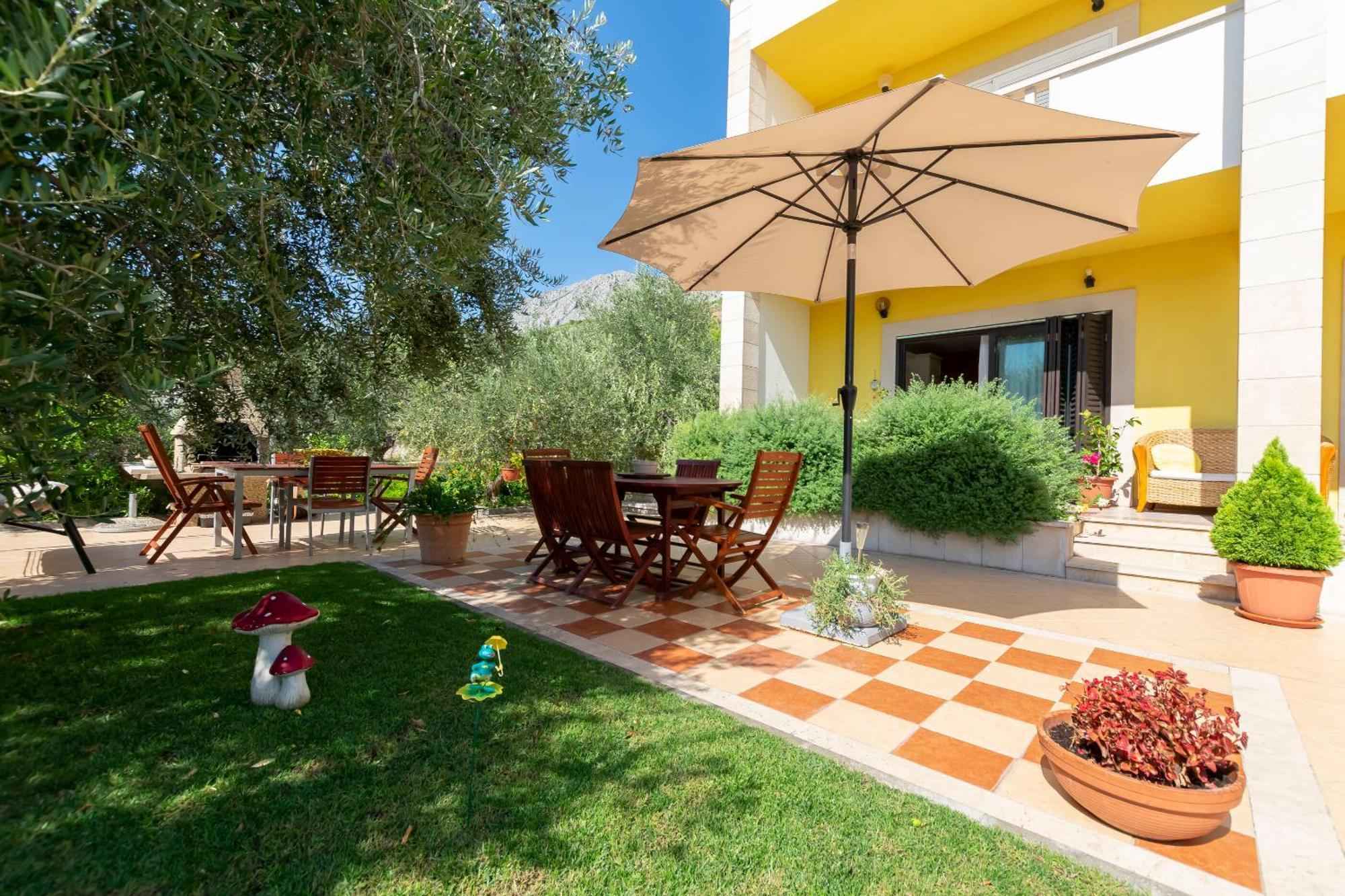 Apartments Tonci Дуче Екстер'єр фото