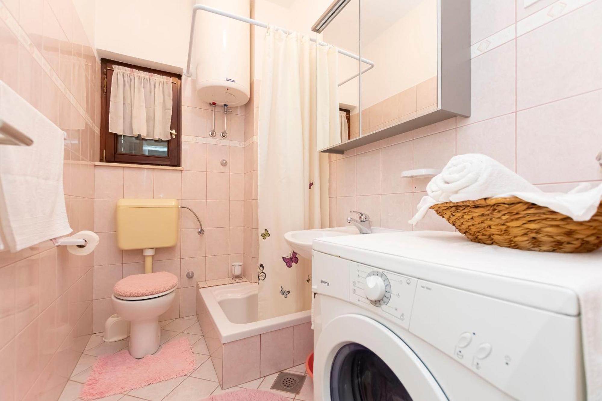 Apartments Tonci Дуче Екстер'єр фото