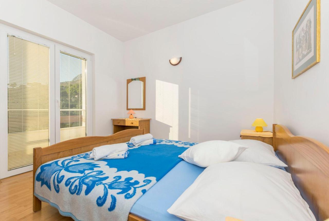 Apartments Tonci Дуче Екстер'єр фото
