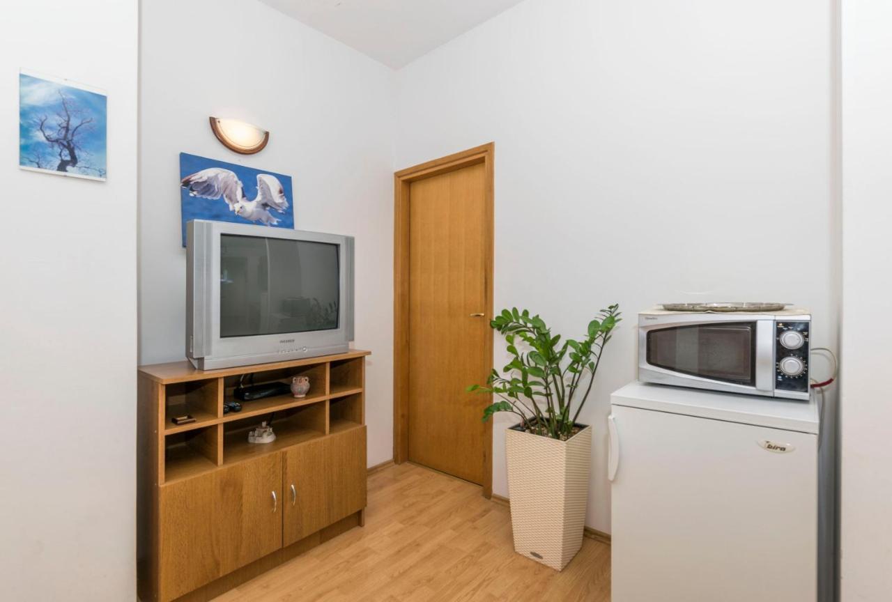 Apartments Tonci Дуче Екстер'єр фото