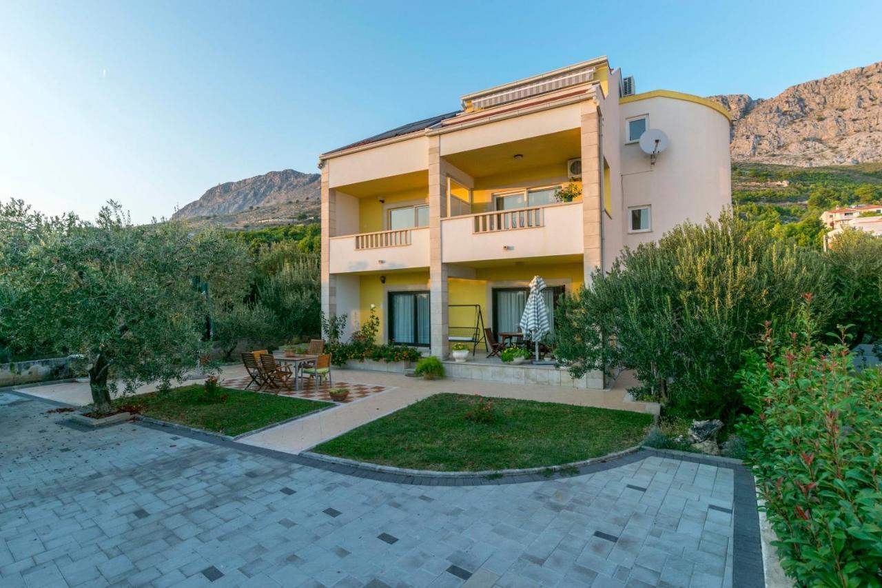 Apartments Tonci Дуче Екстер'єр фото